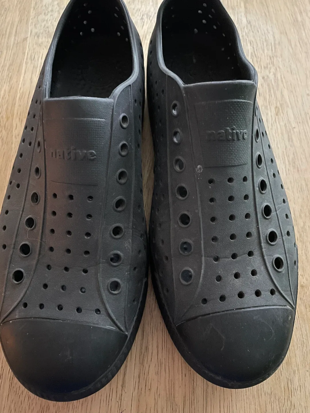 Native Shoes - Black