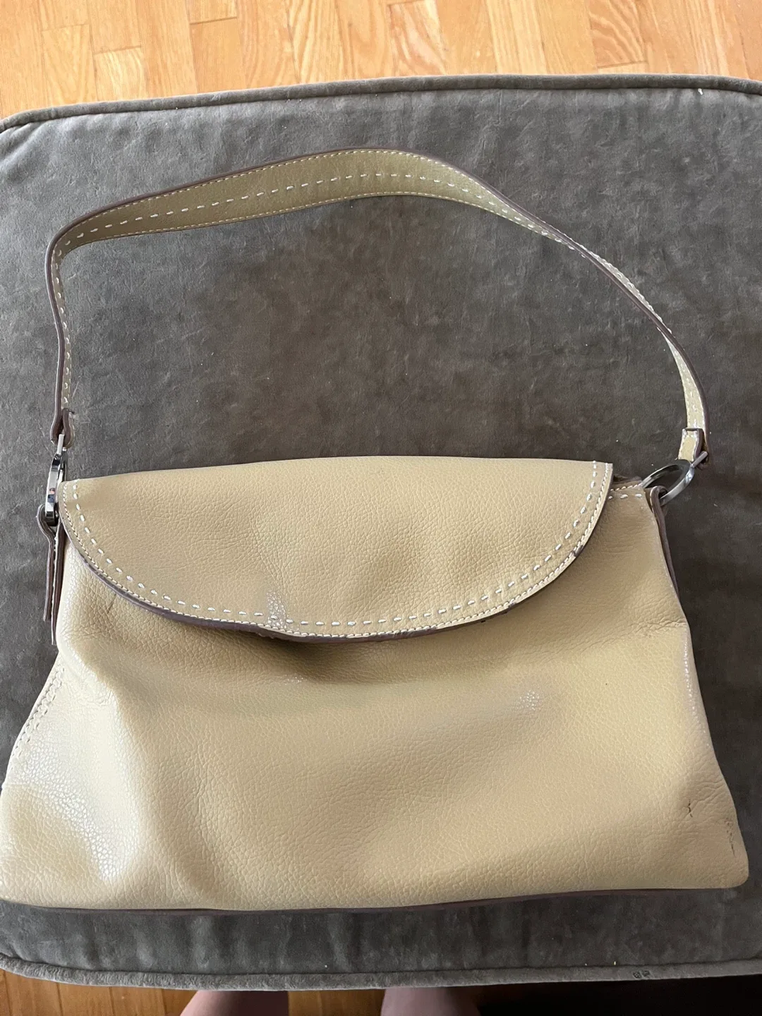 Tommy Hilfiger Beige Shoulder Bag thumbnail