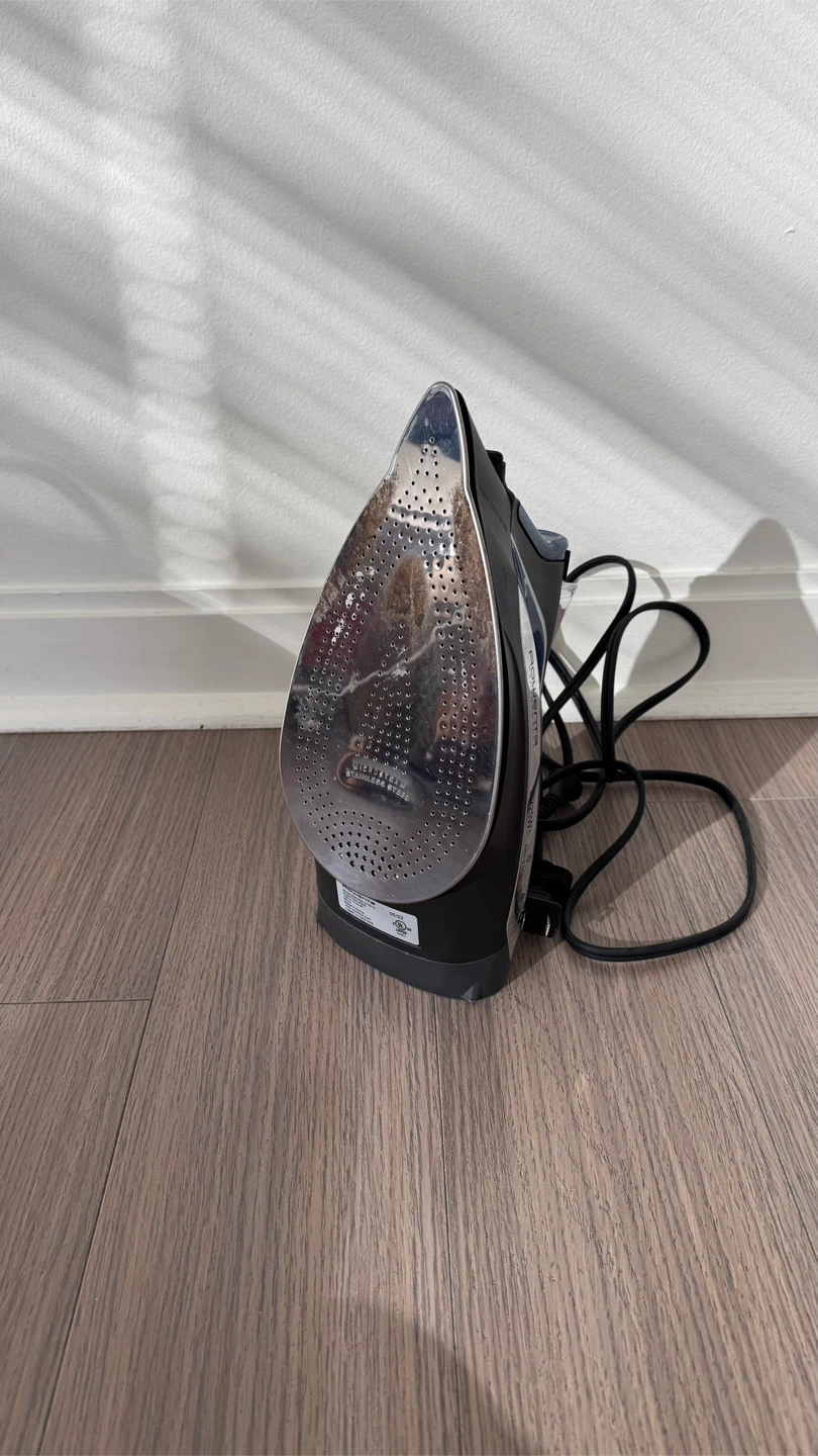 Rowenta Steam Iron - Blue/Black