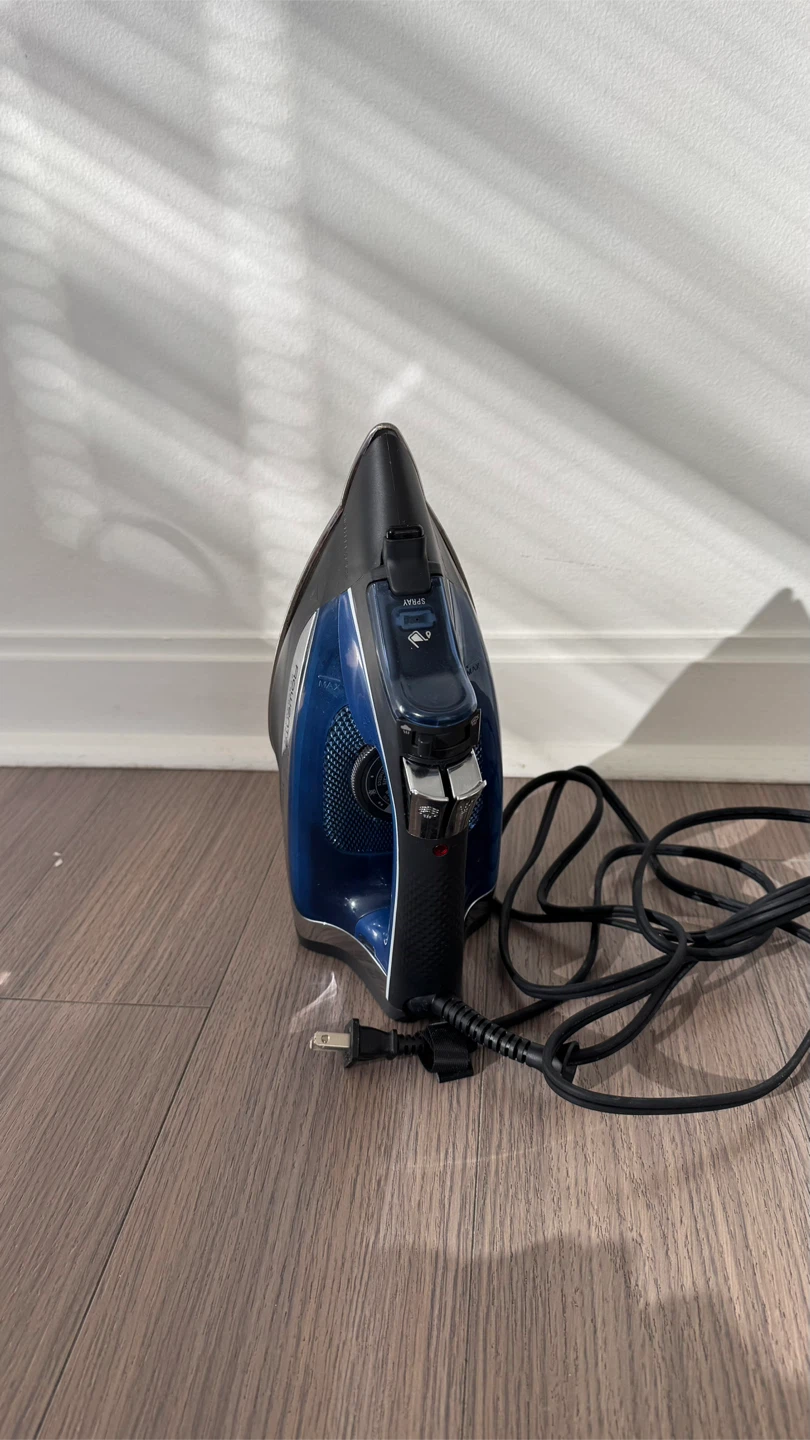Rowenta Steam Iron - Blue/Black - photo 3