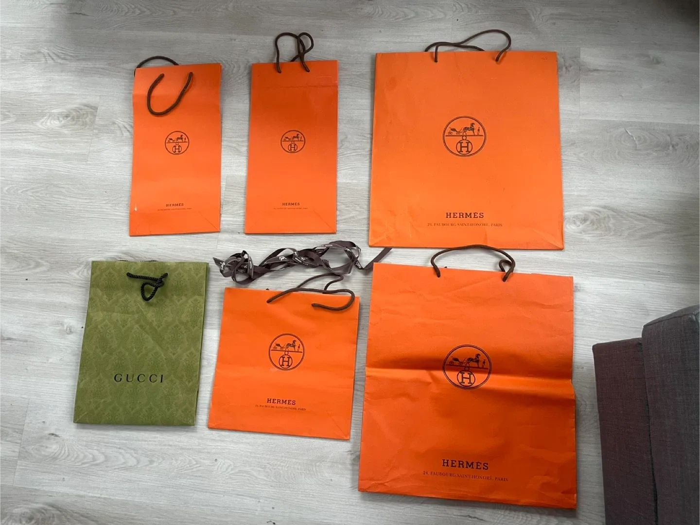 Authentic Hermes & Gucci Shopping Bags thumbnail