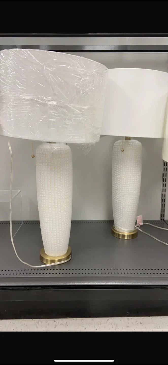 Two Threshold Ceramic Table Lamp - White image indicator(2)