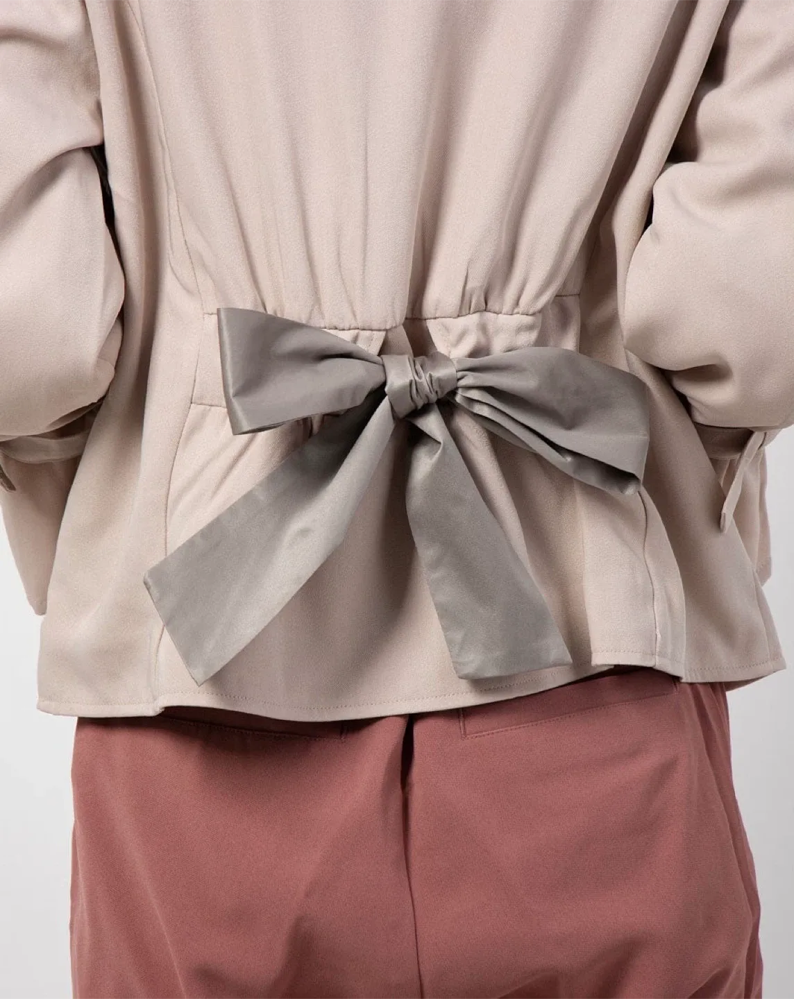 MAJESTIC LEGON - Back Ribbon Short Trench image indicator(6)