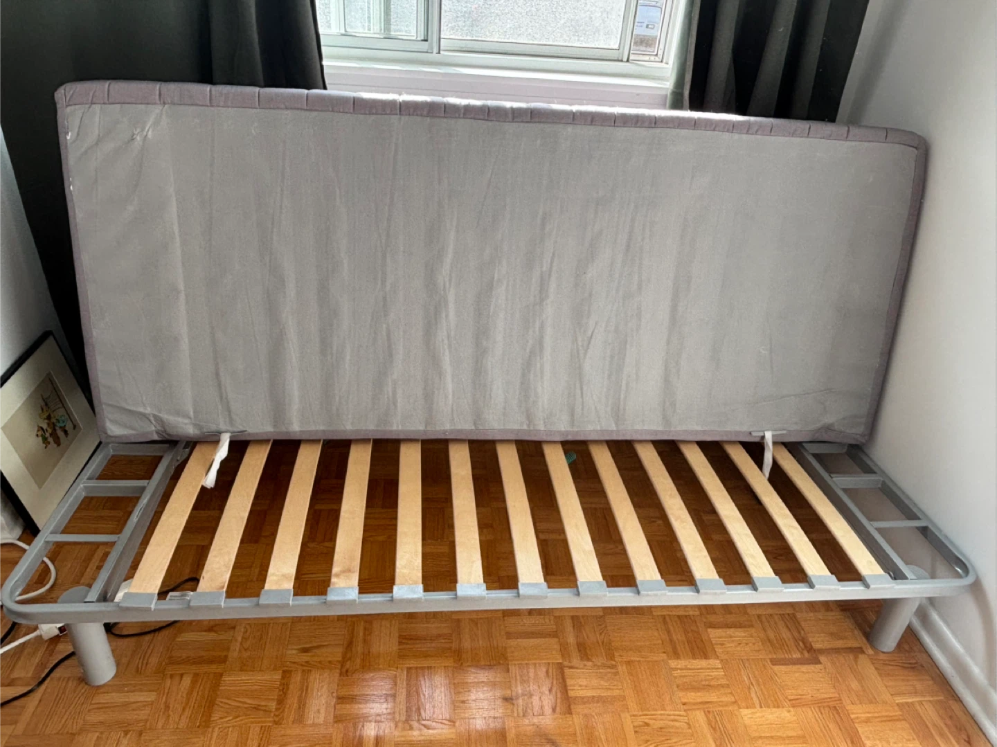 Futon (Cushion and Frame) extendable for sleeping - photo 2