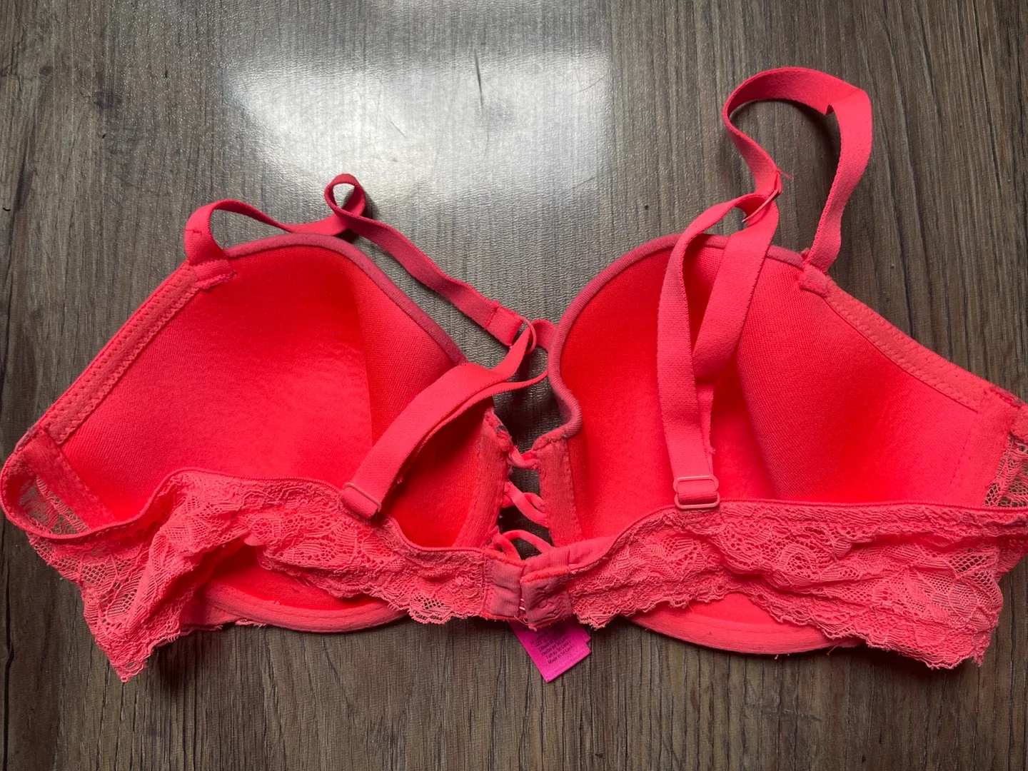 La Senza  Pink Bra - Size 38B #freecycle image indicator(2)
