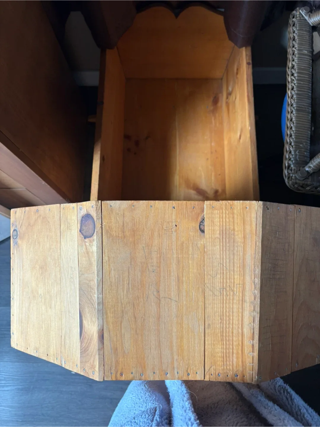 Wooden rocking cradle image indicator(3)