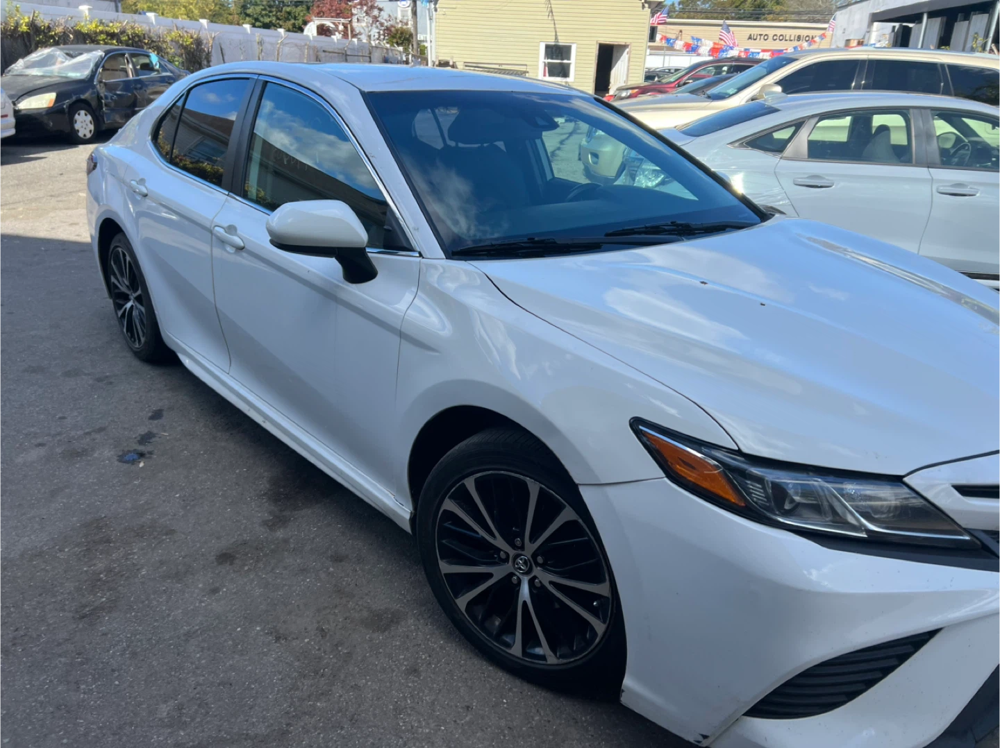 2019 Toyota Camry - photo 4
