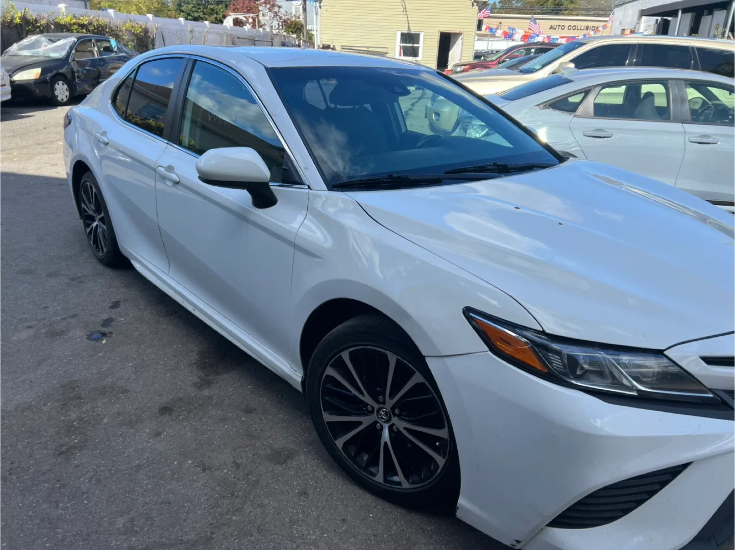 2019 Toyota Camry image indicator(4)