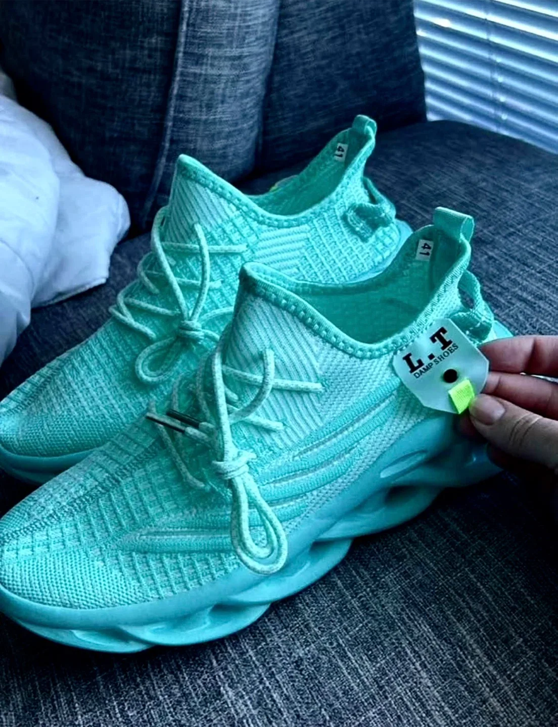 Women’s 9.5 L.T. Damp Shoes - Mint Green thumbnail