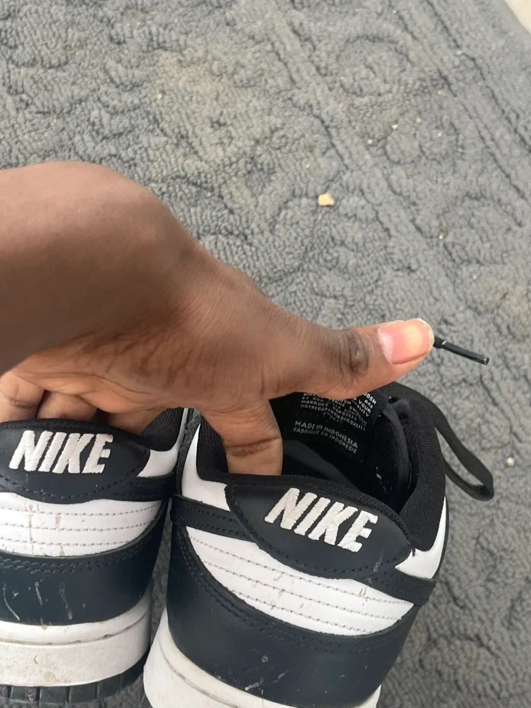 Nike Dunk Low Retro Panda - Size 10 Men's image indicator(3)