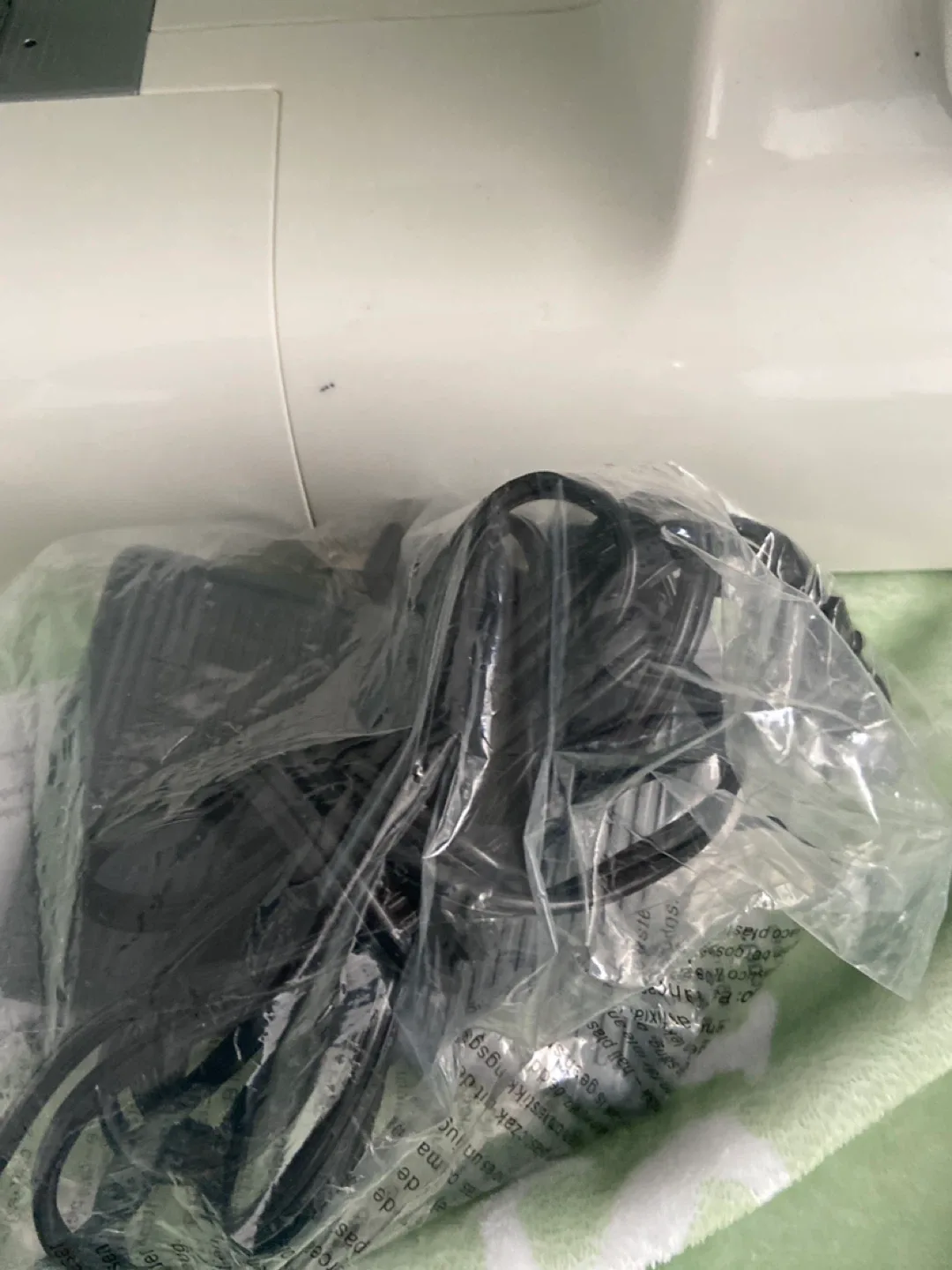 Singer Tradition 2282 Sewing Machine image indicator(4)