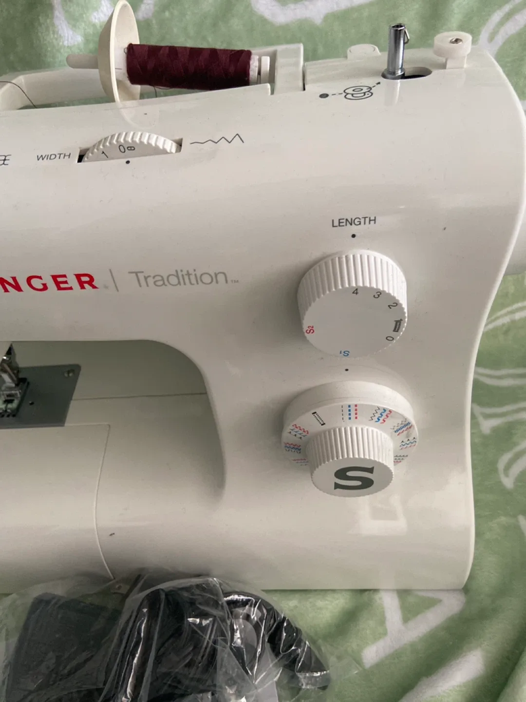 Singer Tradition 2282 Sewing Machine image indicator(2)