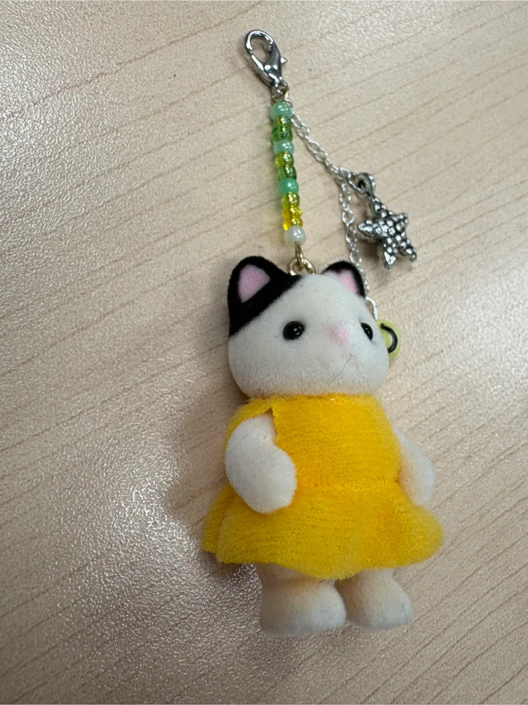 CALICO CRITTERS Custom Charm Keychain Mystery Tuxedo Cat Baby image indicator(4)