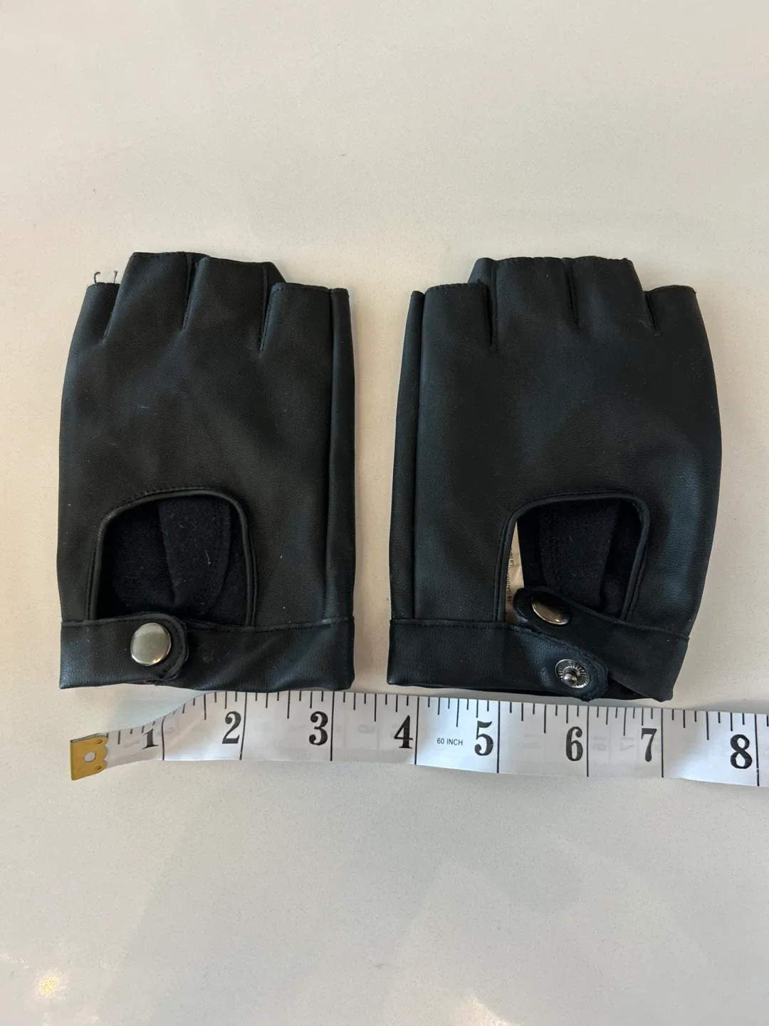Black Leather Type  Fingerless Gloves image indicator(6)
