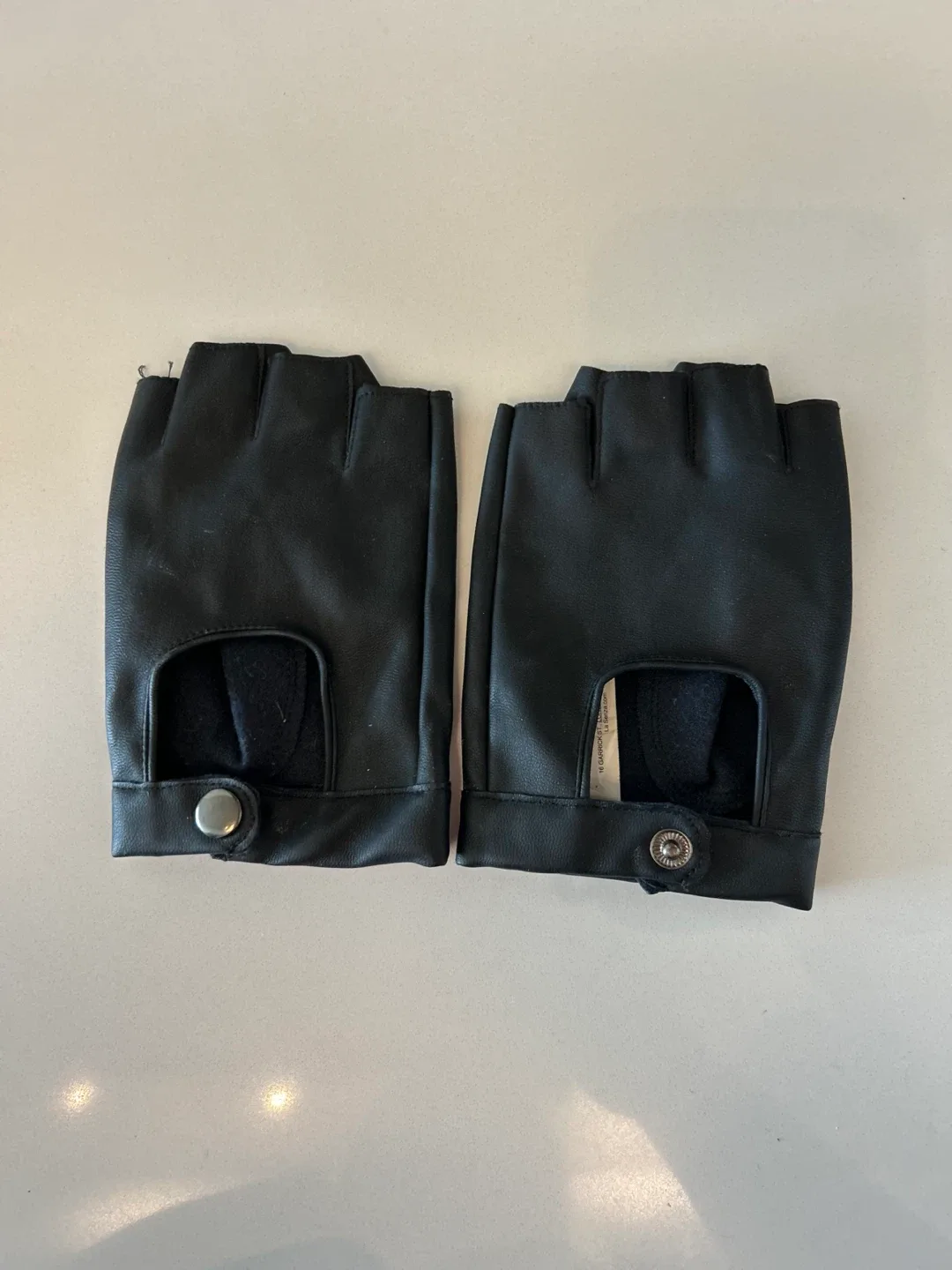 Black Leather Type  Fingerless Gloves image indicator(5)