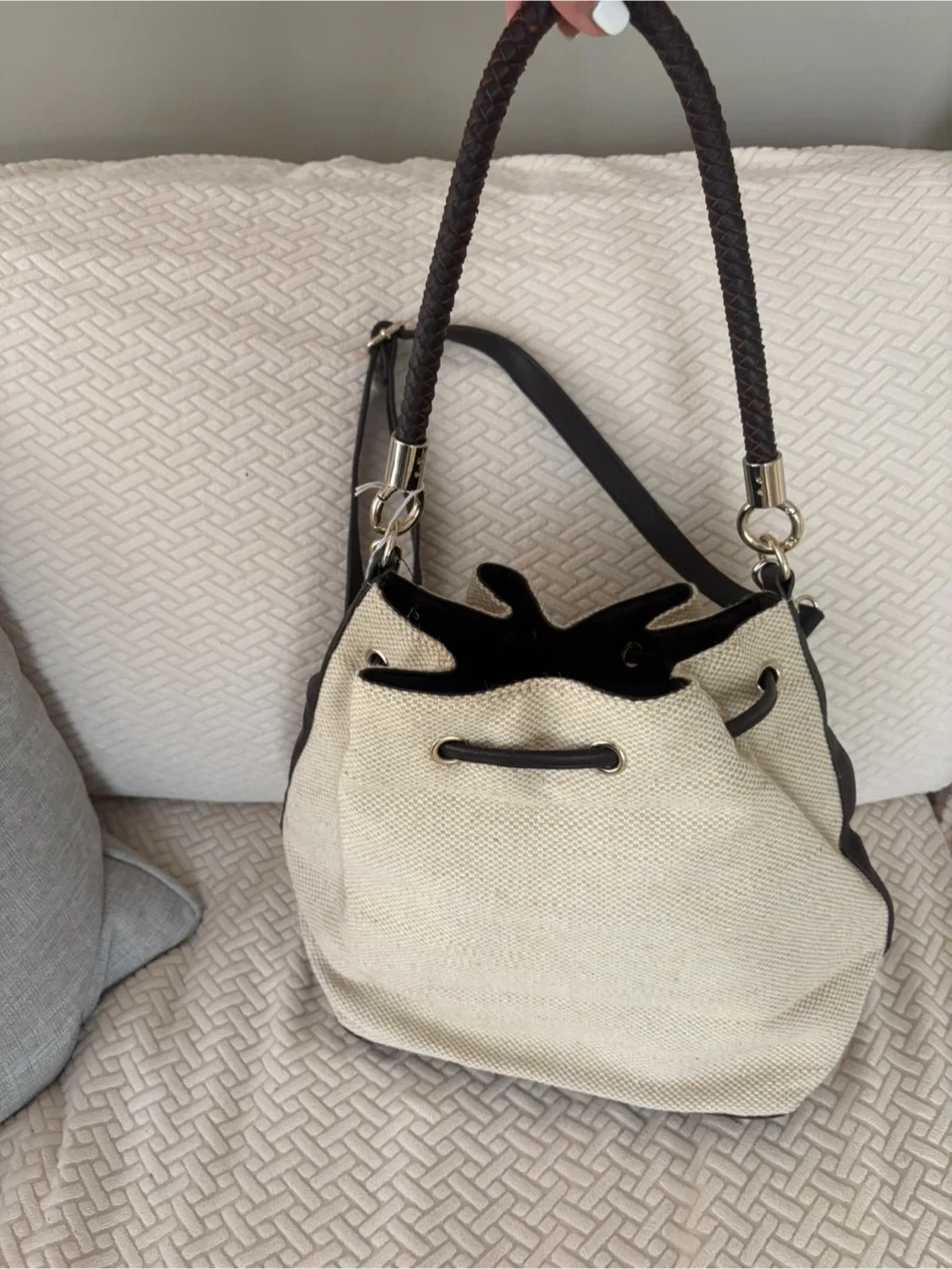 White House Black Market Bucket Bag - New with tags 🏷️ image indicator(2)