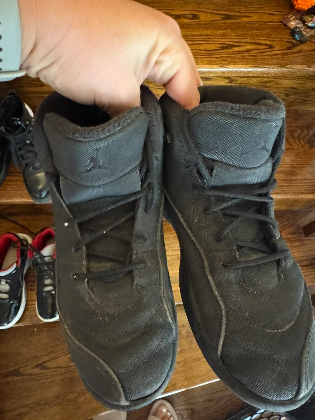 Jordan 12 Retro Black Youth Size 3Y fleece lining image indicator(2)