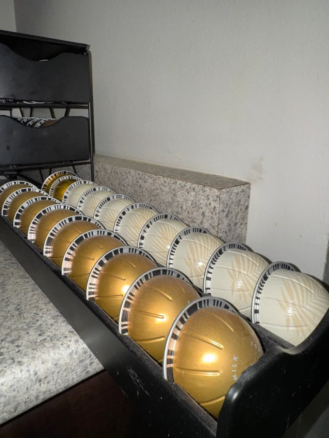 Nespresso Vertuo Next Coffee Maker & Pod Holder image indicator(8)