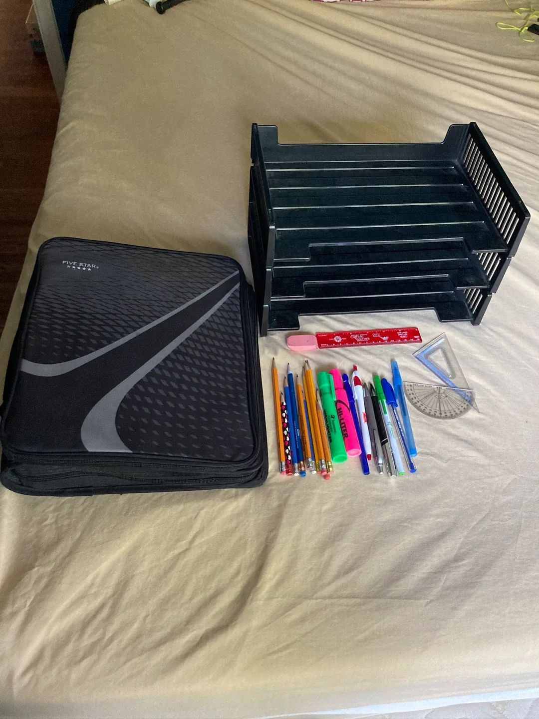 School/office supplies thumbnail