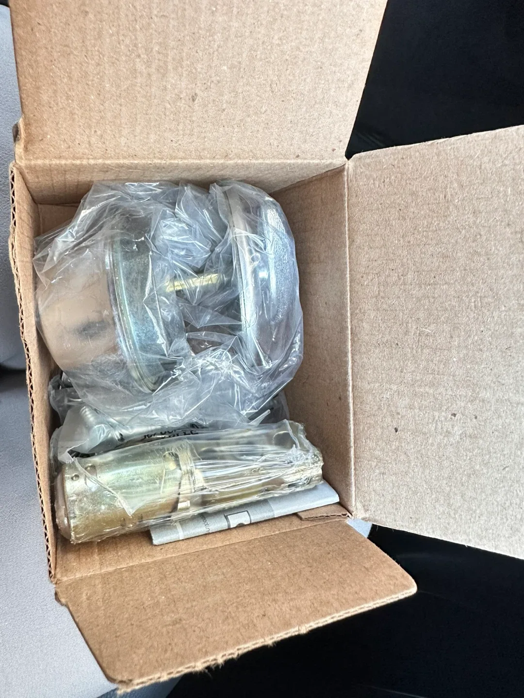 New Weiser Elements Satin Chrome Deadbolt with Key image indicator(4)