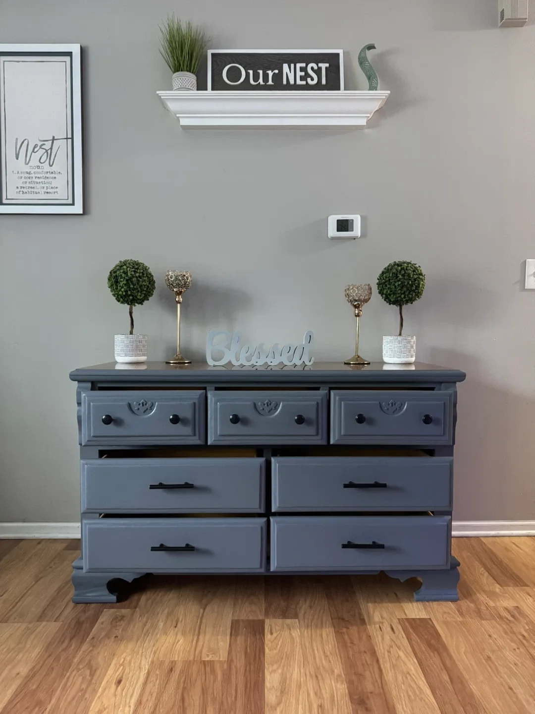 ✨🤎🩶Beautiful solid dresser🤎🩶✨ image indicator(2)