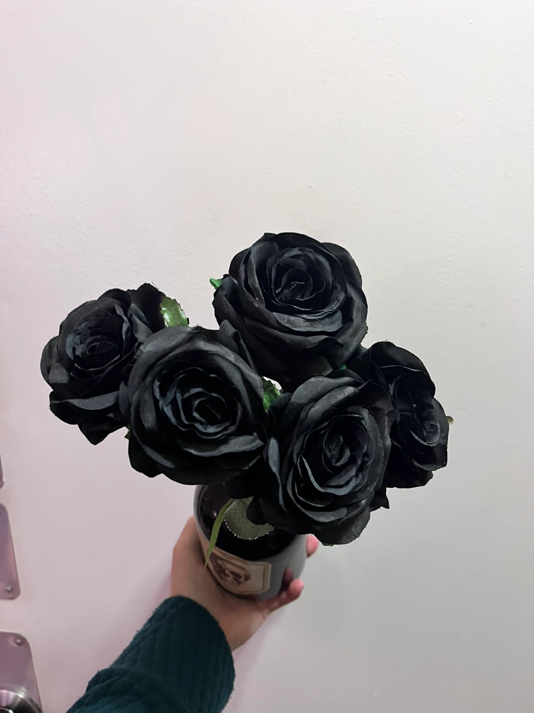 Black Roses with Skull Vase - photo 2