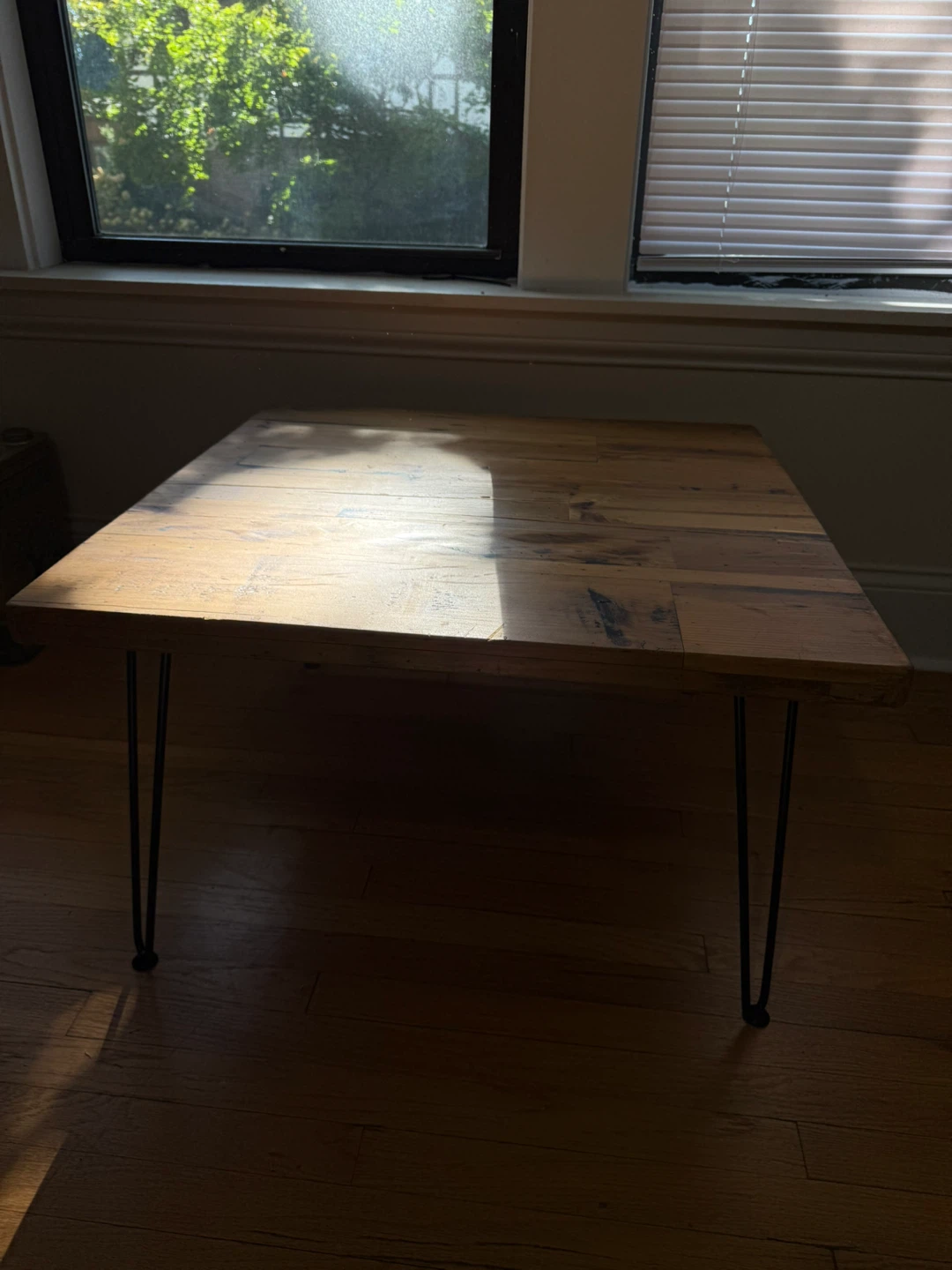 Wood Coffee Table with Hairpin Legs - photo 3