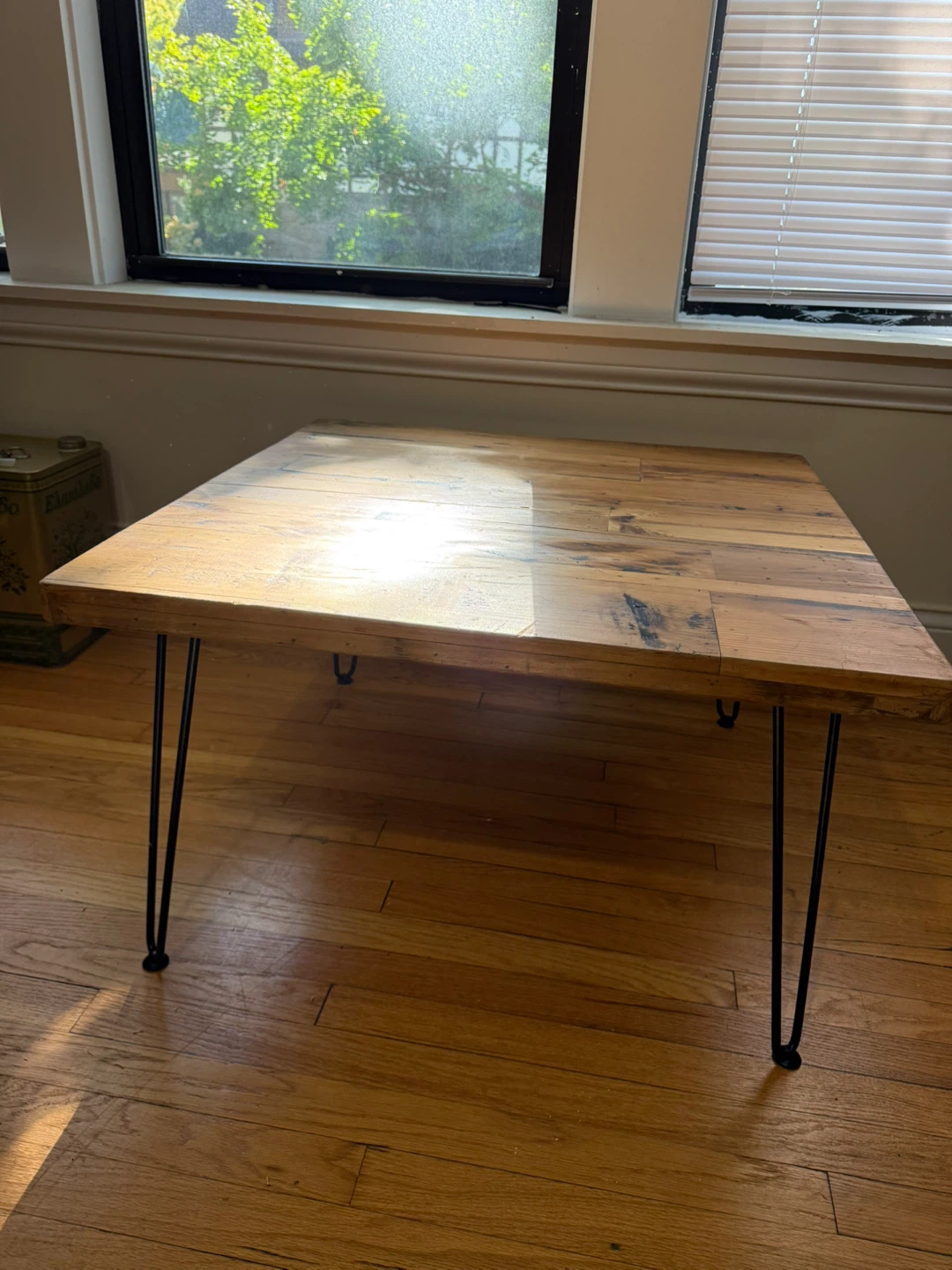 Wood Coffee Table with Hairpin Legs - photo 2