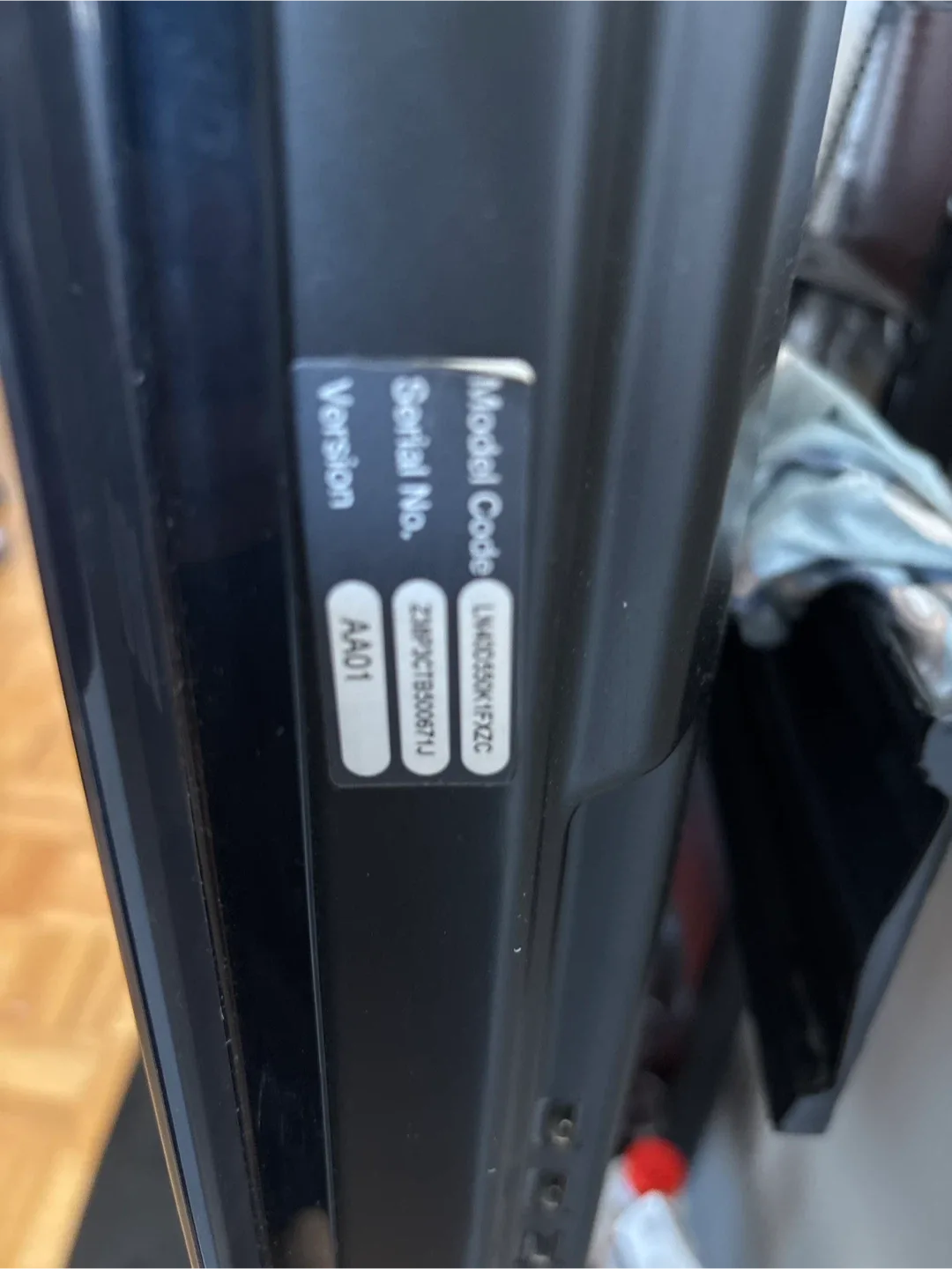 Samsung LN32D550K1FXZC 32" TV image indicator(3)