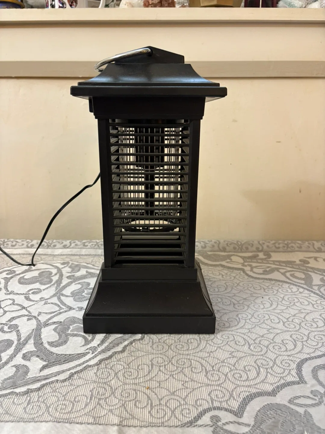 Black Indoor Bug Zapper image indicator(2)