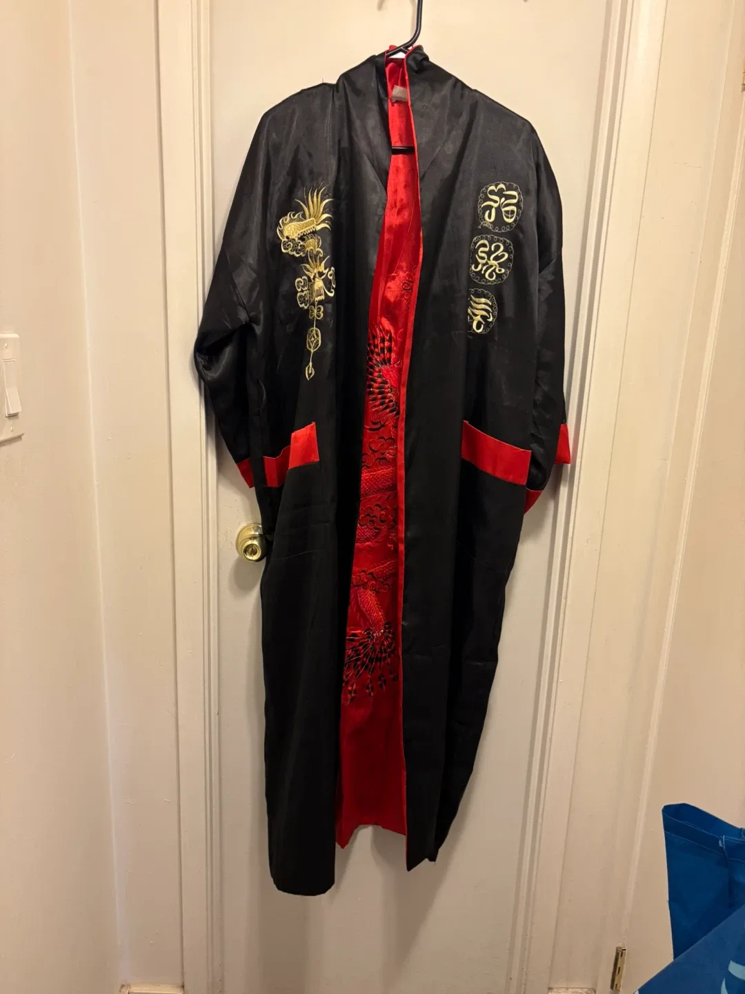 Black & Red Dragon Embroidered Robe image indicator(2)