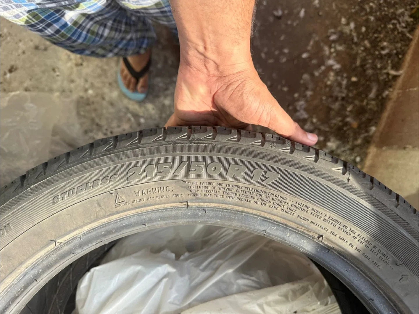 Michelin 215/50R17 Studless Tire image indicator(7)