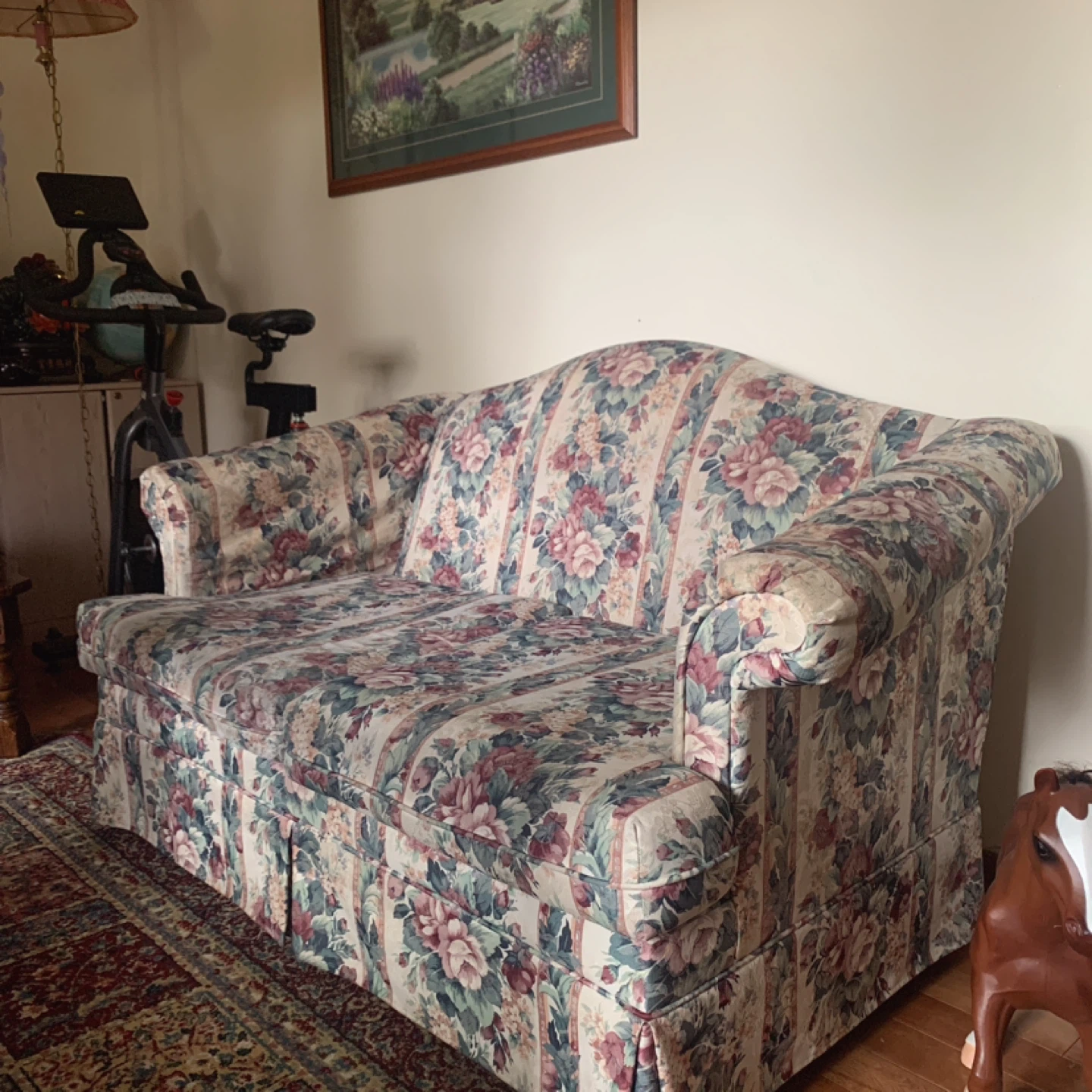 Floral Patterned Sofa - photo 2