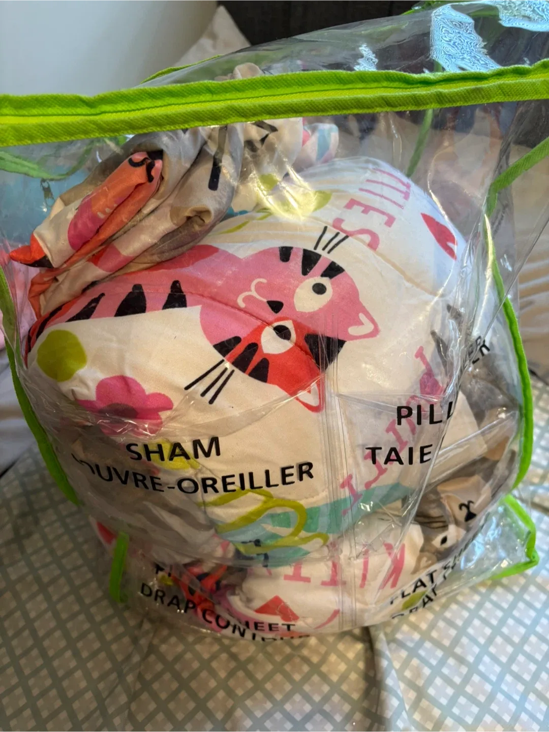 Kids' Cat Print Bedding Set image indicator(3)