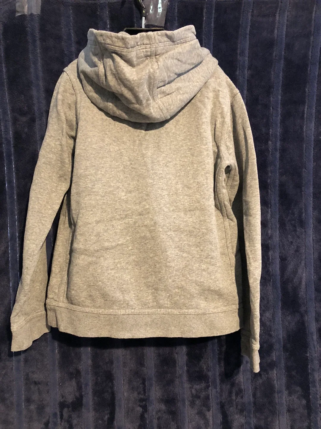 Nike Hoodie - Grey, Size M image indicator(3)