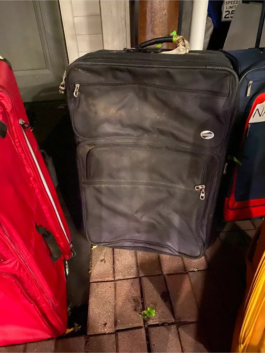 Rolling Suitcases - Various Brands image indicator(5)