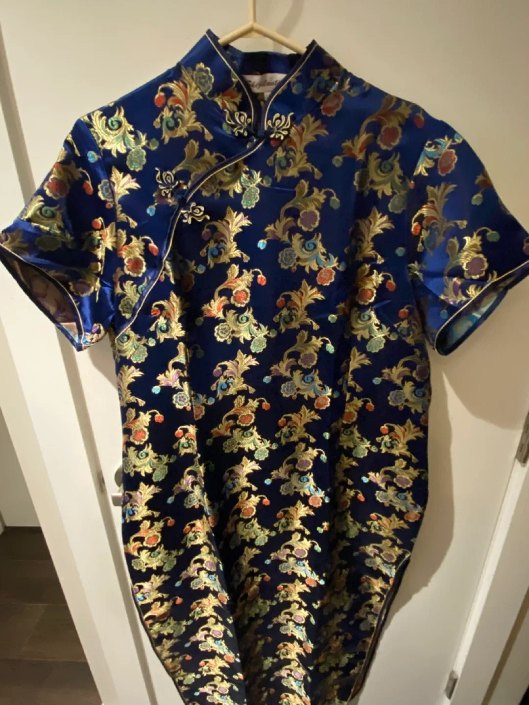 Shijilan Blue Floral Cheongsam Dress image indicator(3)