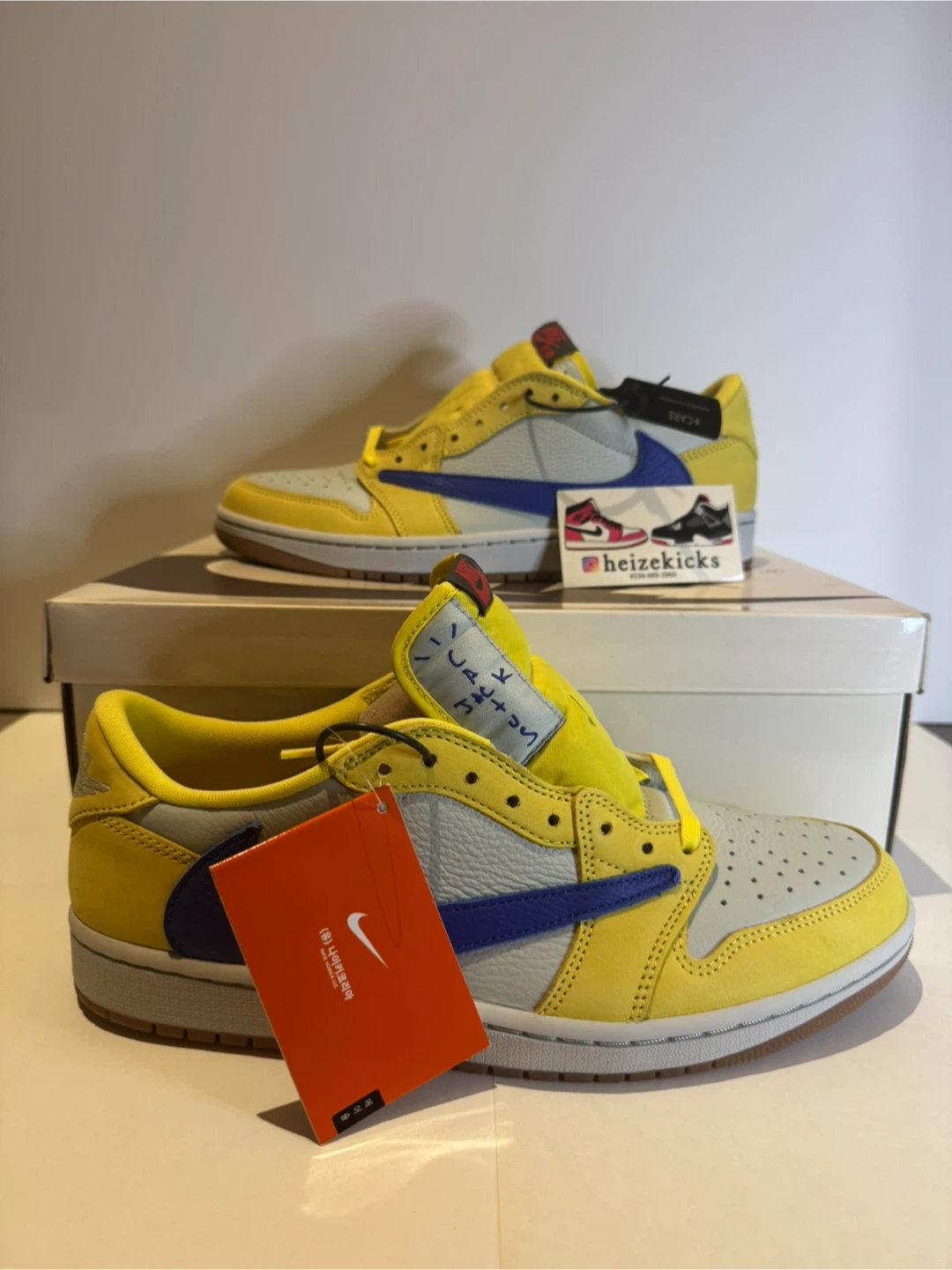 Jordan 1 Low Travis Scott Canari size 11.5W 10M
