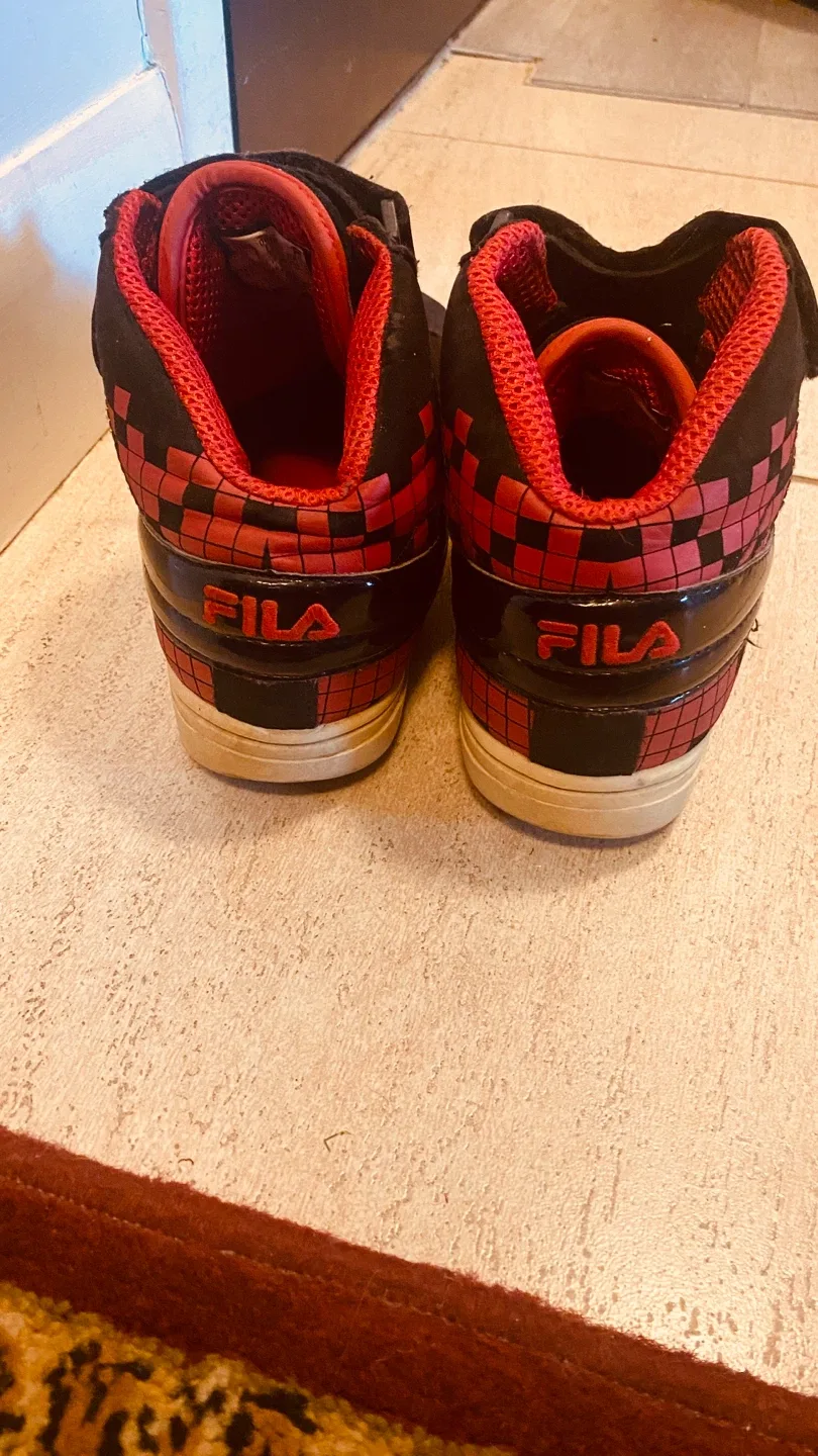 Fila High Top Sneakers - US 4.5 image indicator(3)