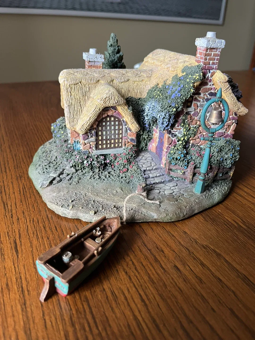 Hawthorne Village Seaside Boathouse Thomas Kinkade image indicator(2)