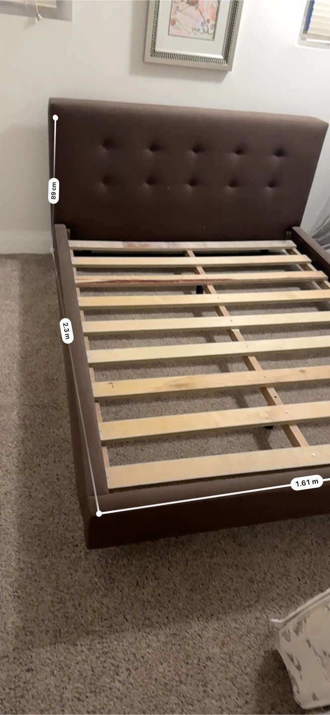 Queen Size Bed Frame including mattress and box spring - photo 5