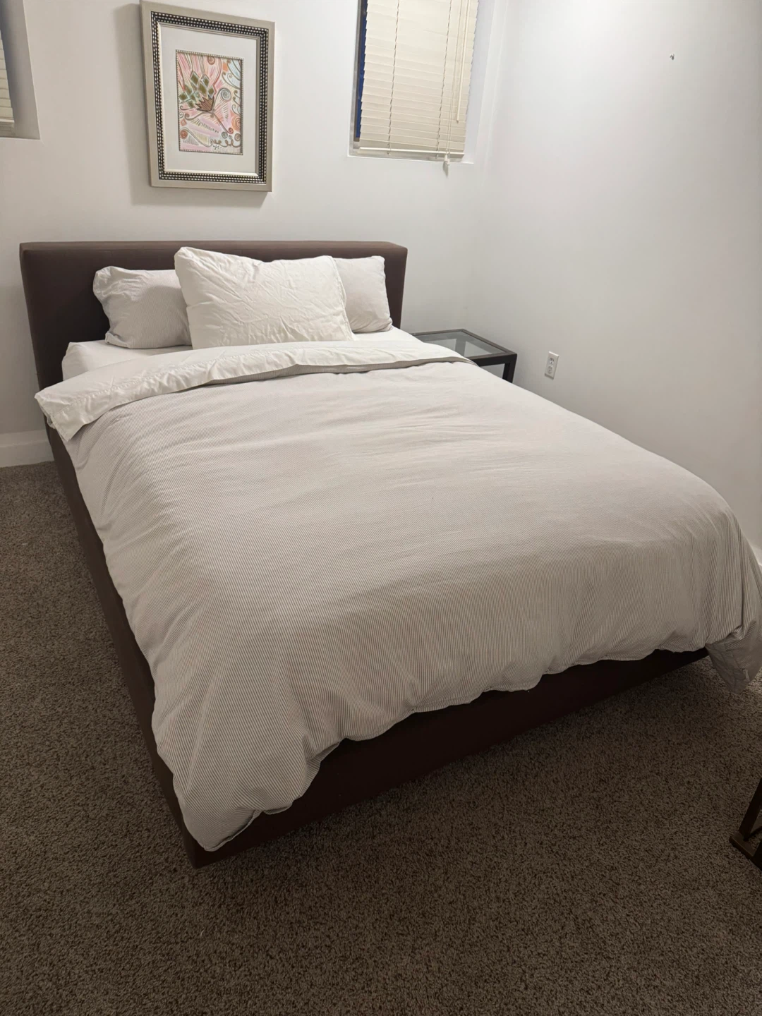 Queen Size Bed Frame including mattress and box spring - photo 4