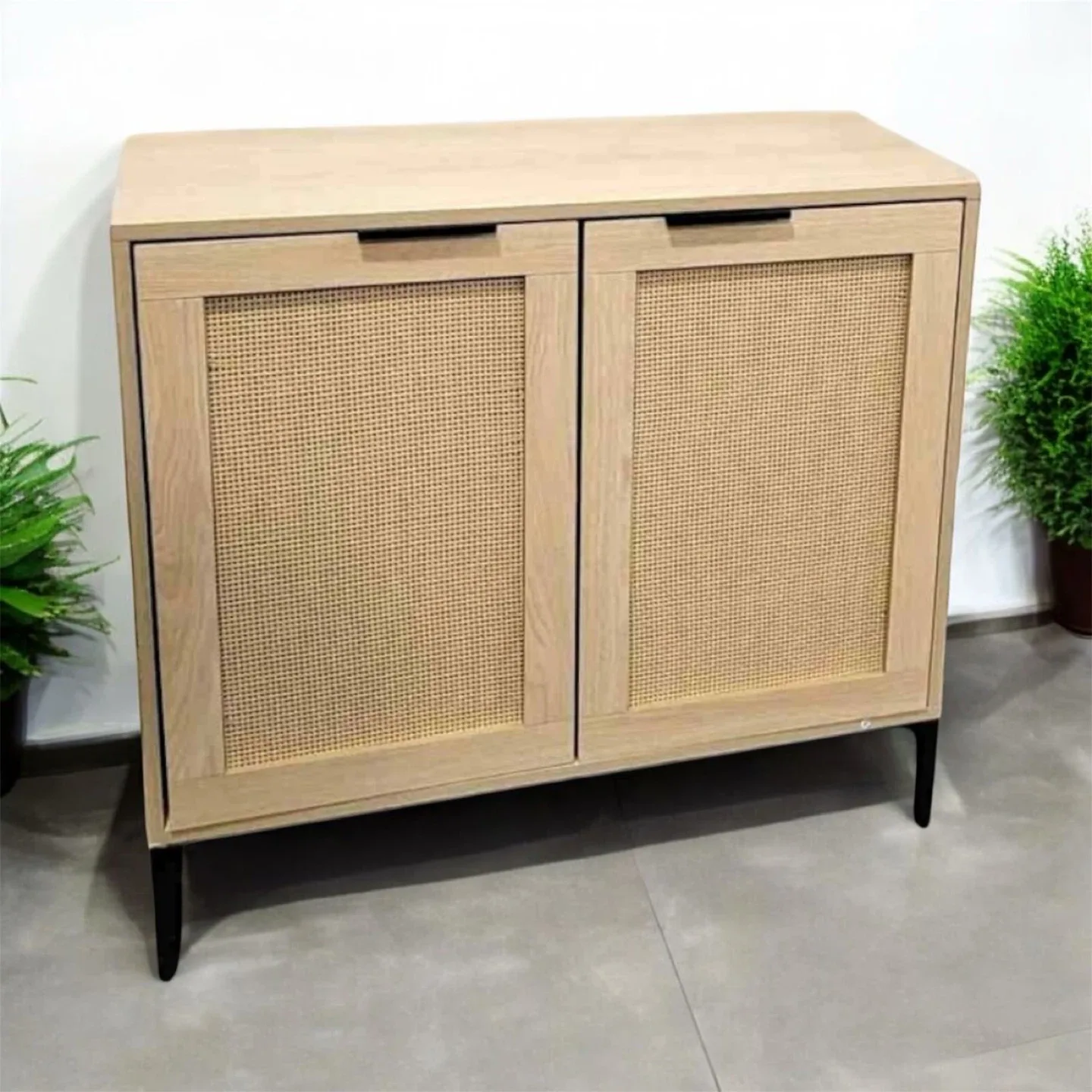 Small rattan cabinet, oak color image indicator(2)
