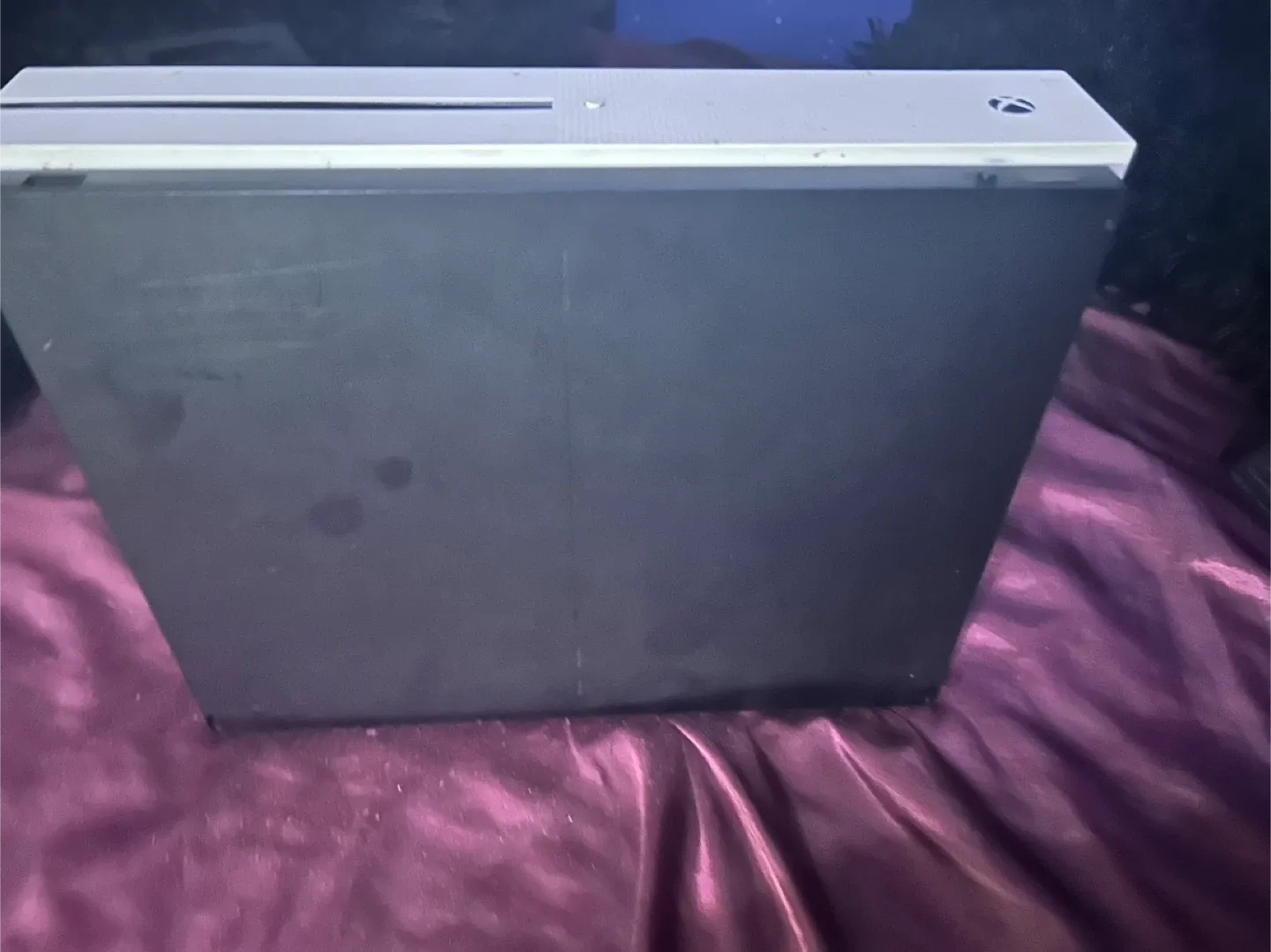 Xbox One S Console image indicator(2)