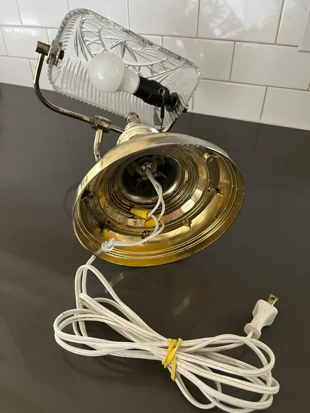 Vintage Banker's Style Desk Lamp with pinwheel Crystal Shade image indicator(7)