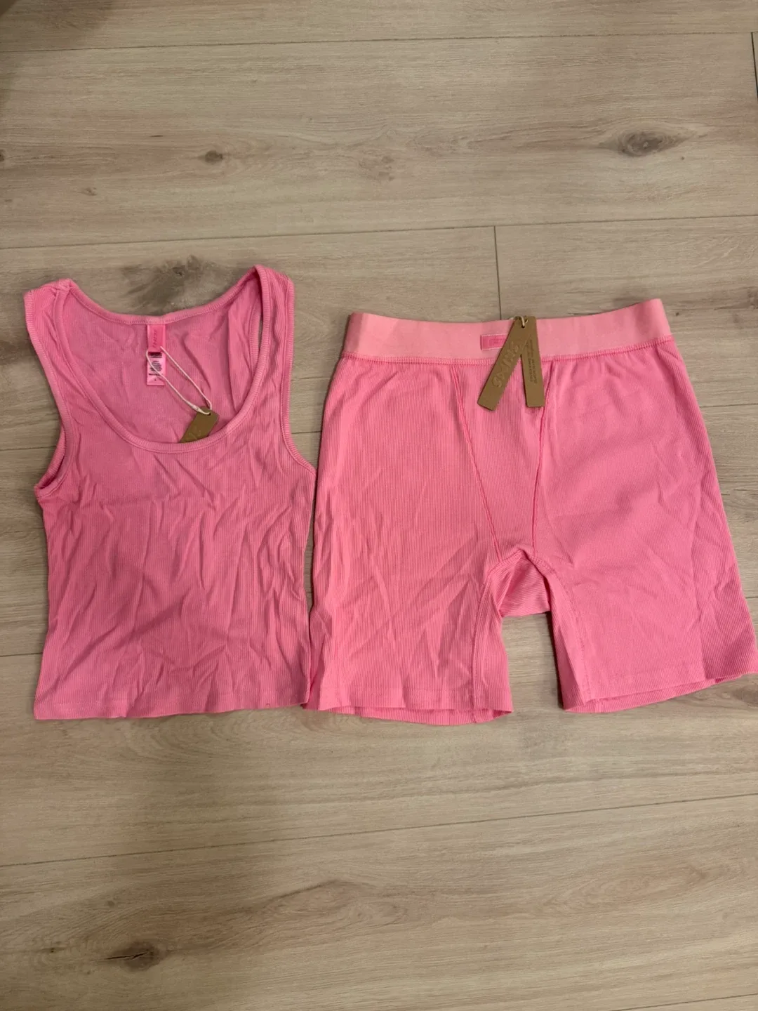 SKIMS Rib Tank & Boxer Set - Pink - Size Small image indicator(2)
