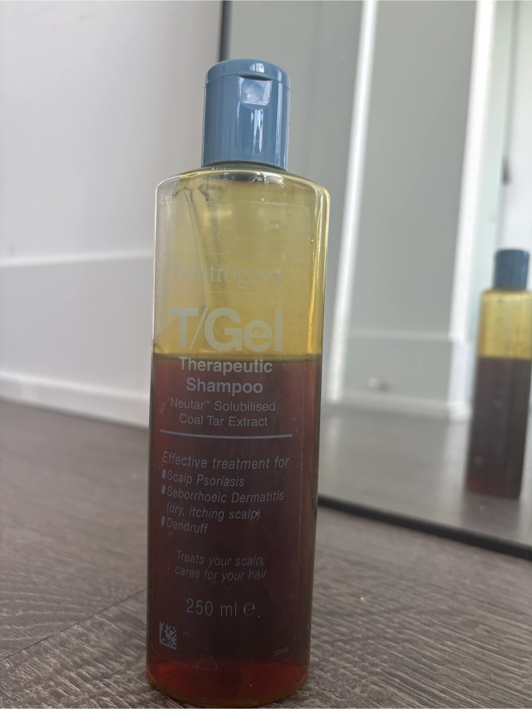 Neutrogena T/Gel Therapeutic Shampoo 250ml