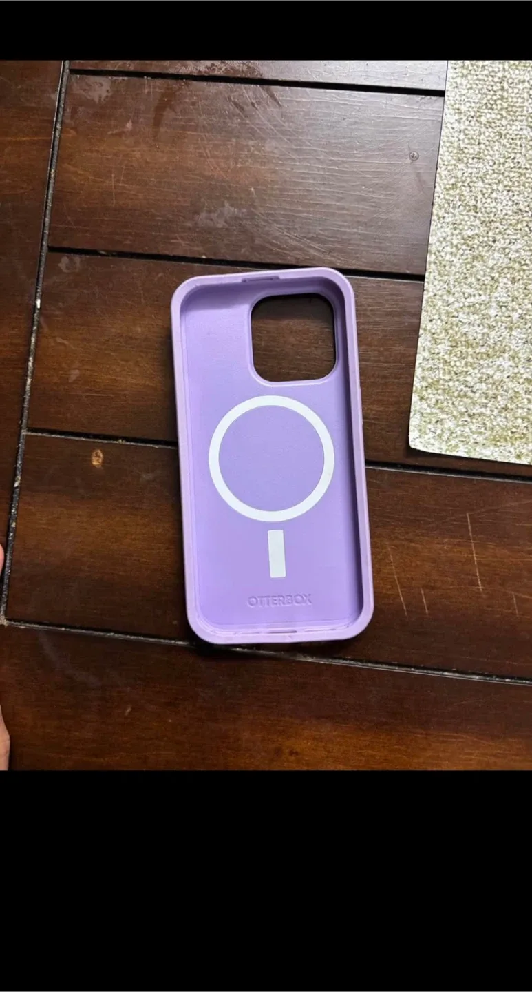 iPhone 14 Pro Max and 15 pro max Otterbox iPhone Case - Lavender image indicator(2)