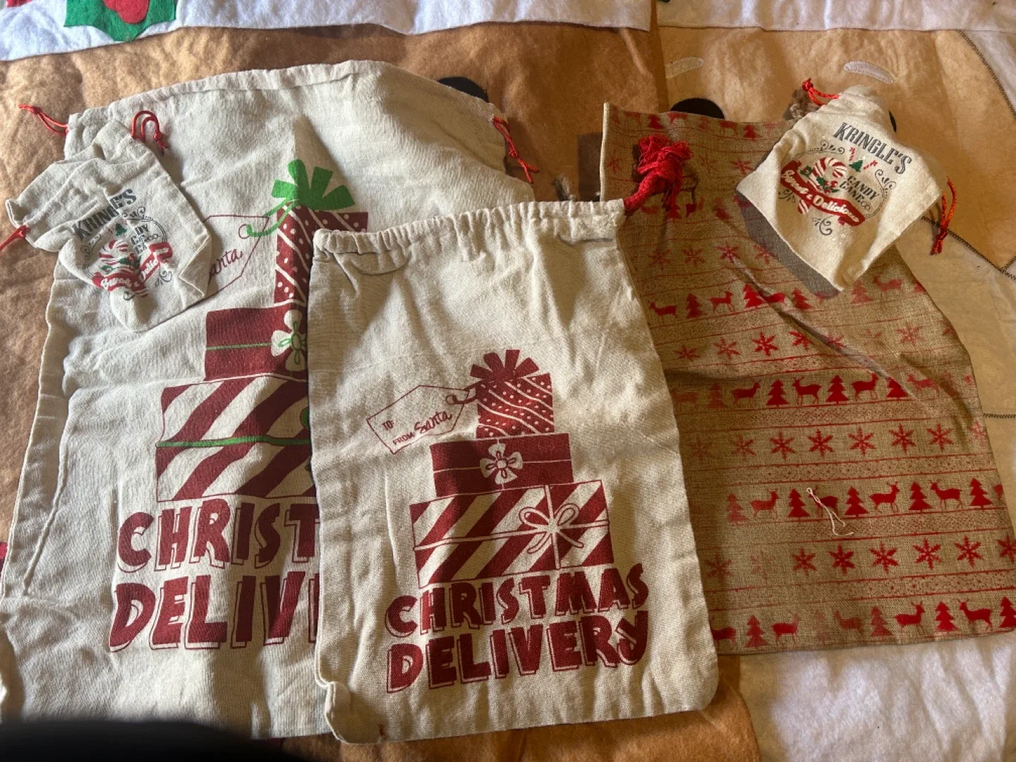 Christmas Themed Gift Sacks image indicator(7)