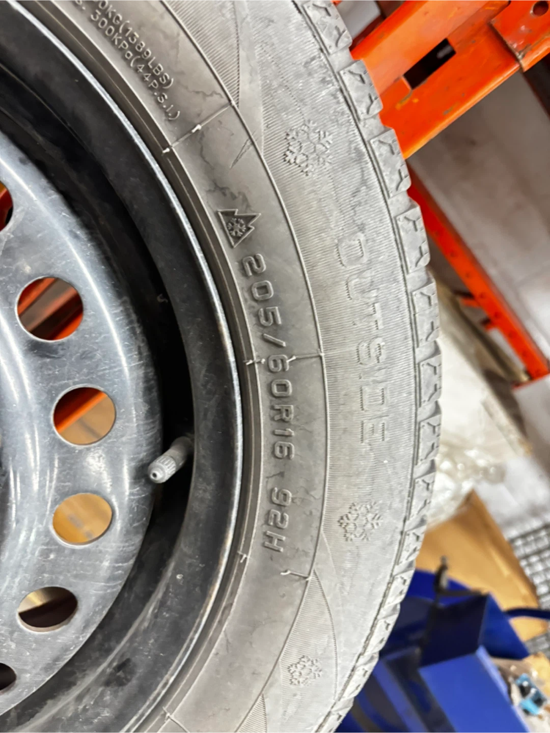 Winter tire rin 16 - photo 2